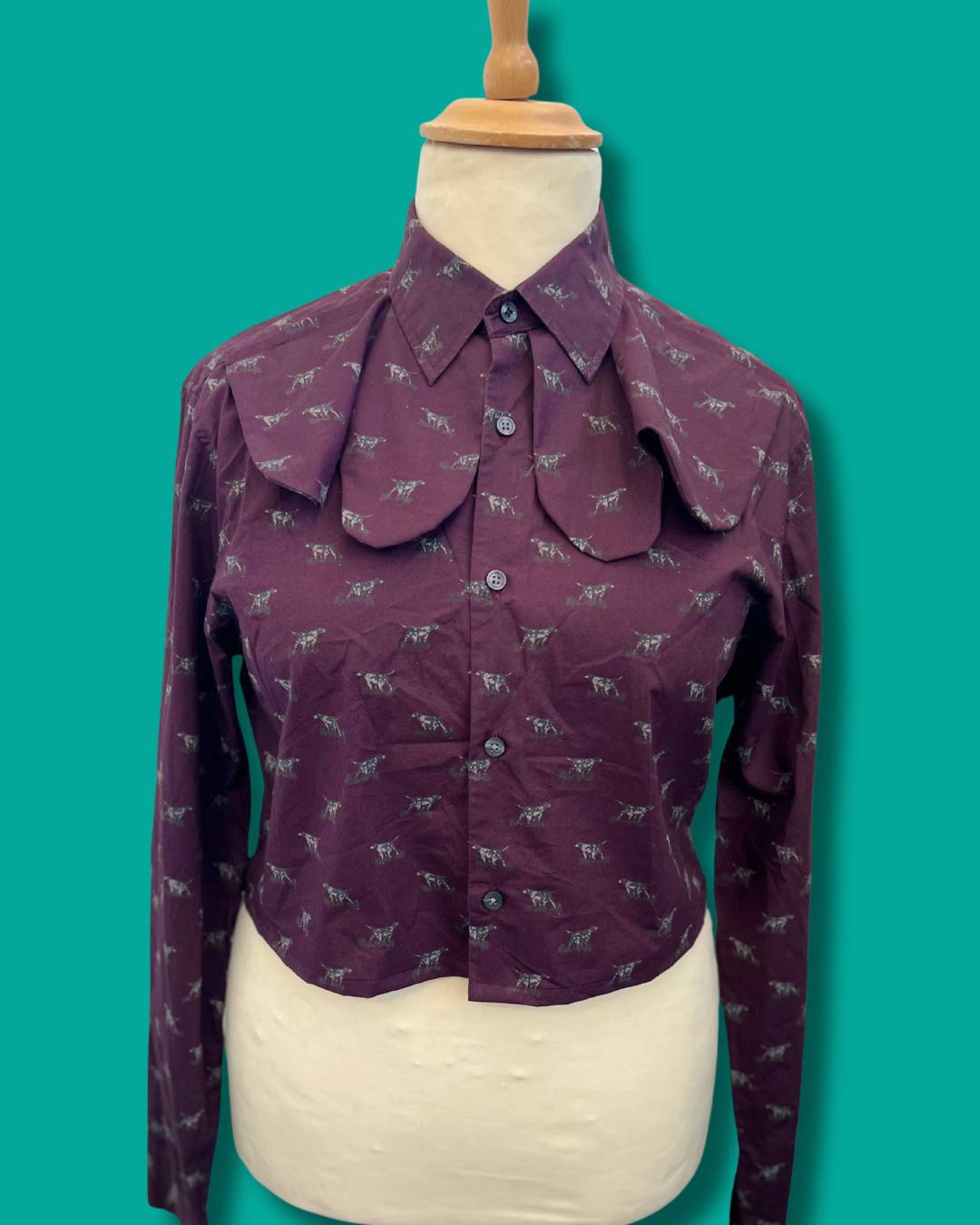 Maroon Hound Dog Wave Collar Blouse - M