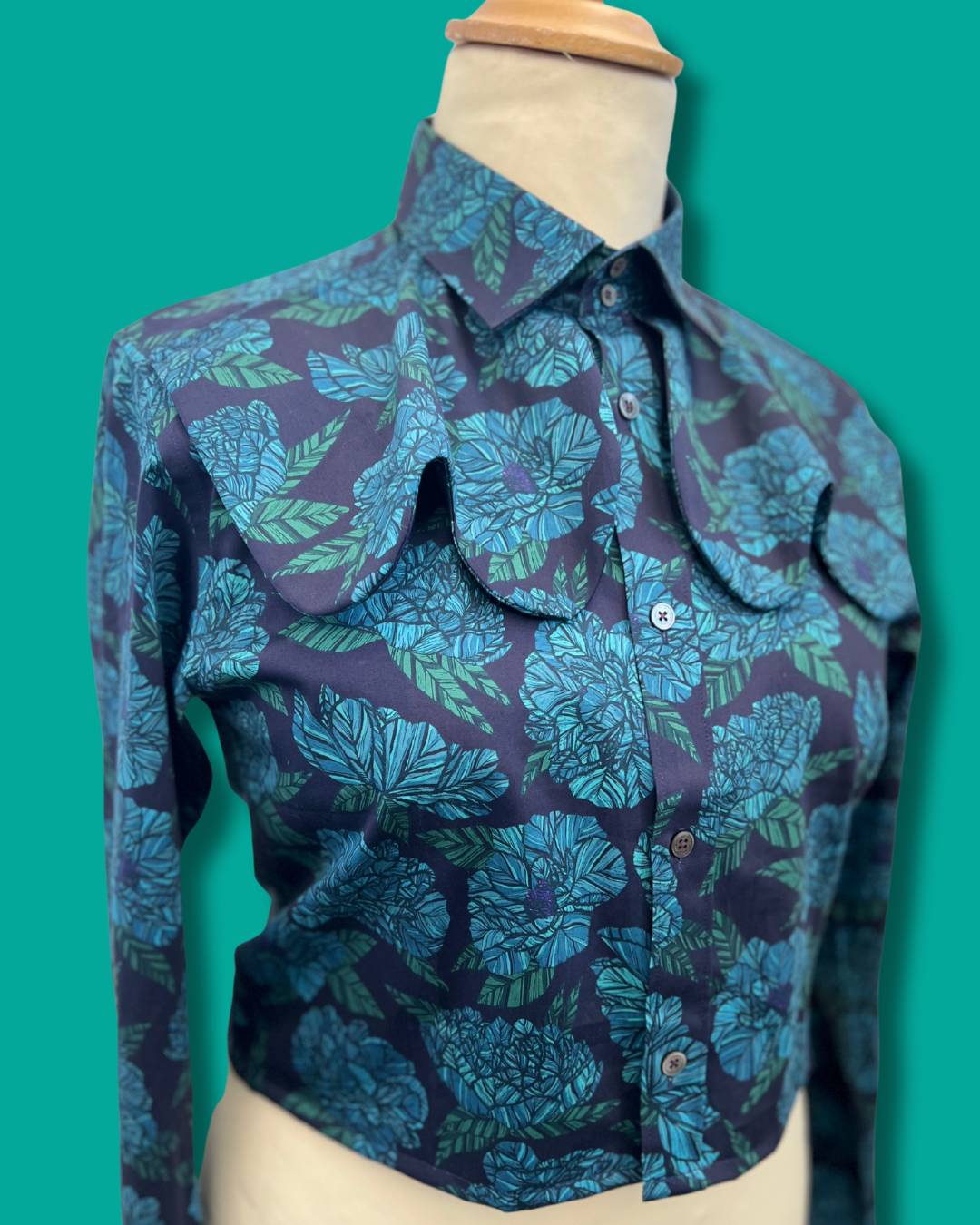 Navy Teal Rose Reworked Wave Collar Blouse - M